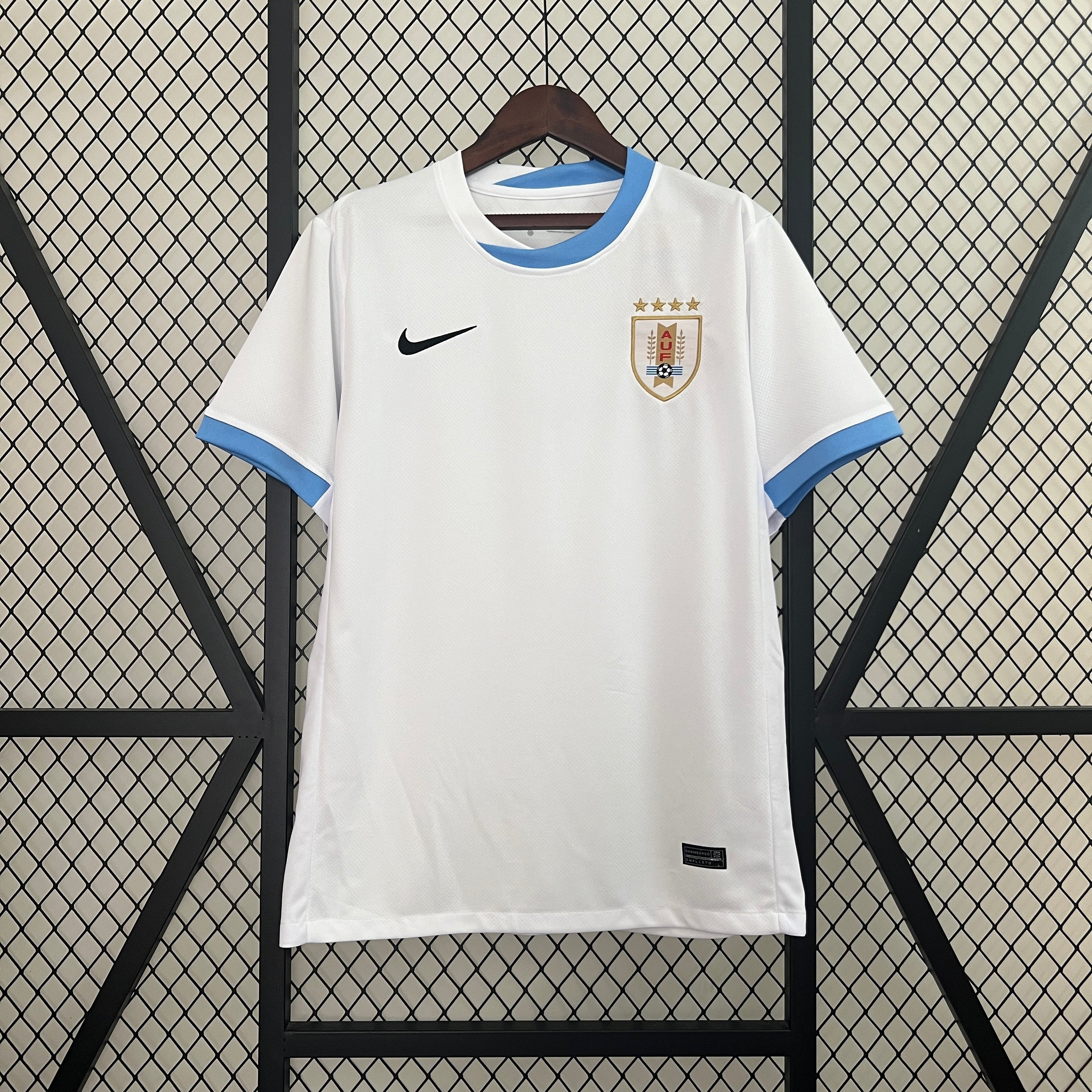 Uruguay 2ª Equipación