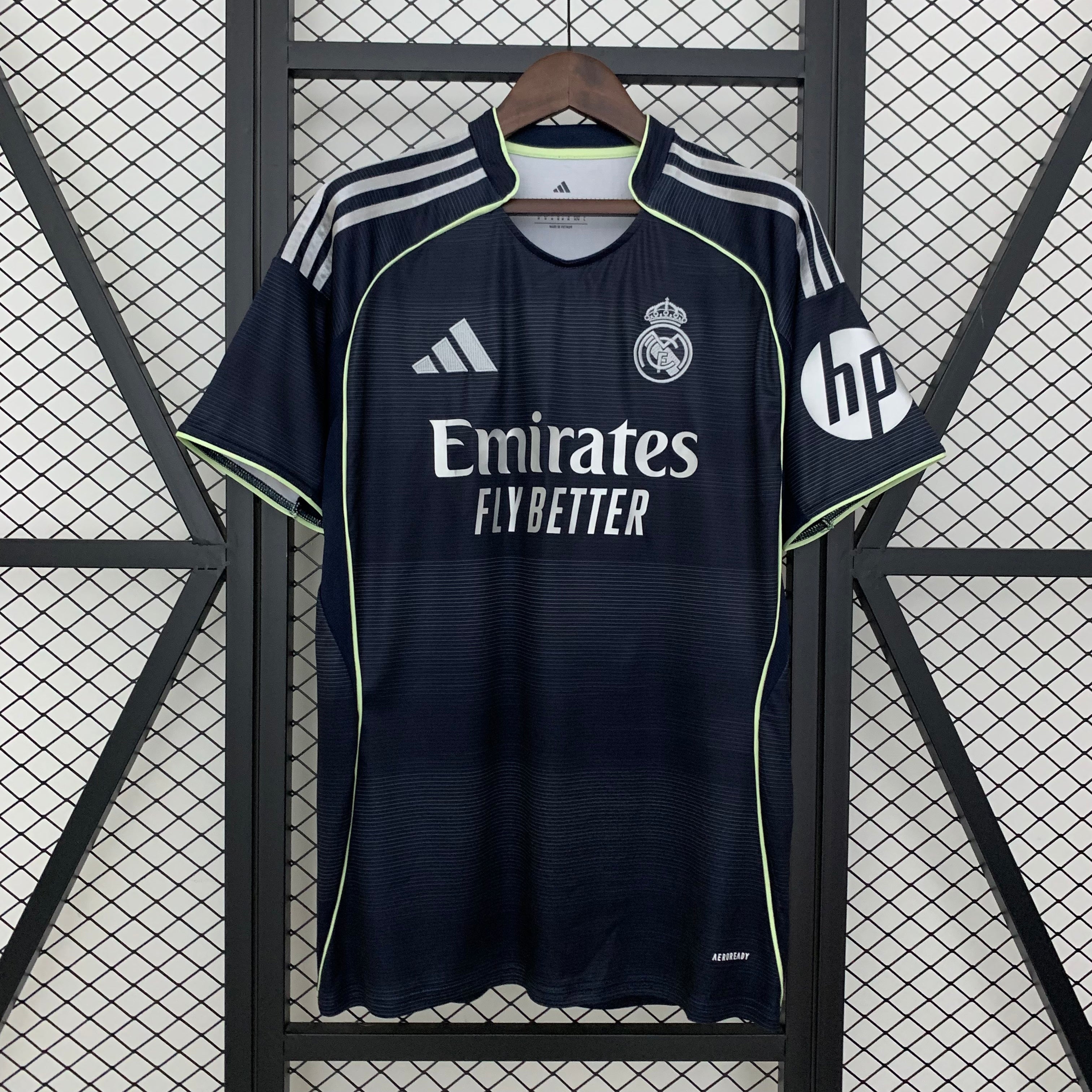 Real Madrid 2ª Equipación 2025-2026