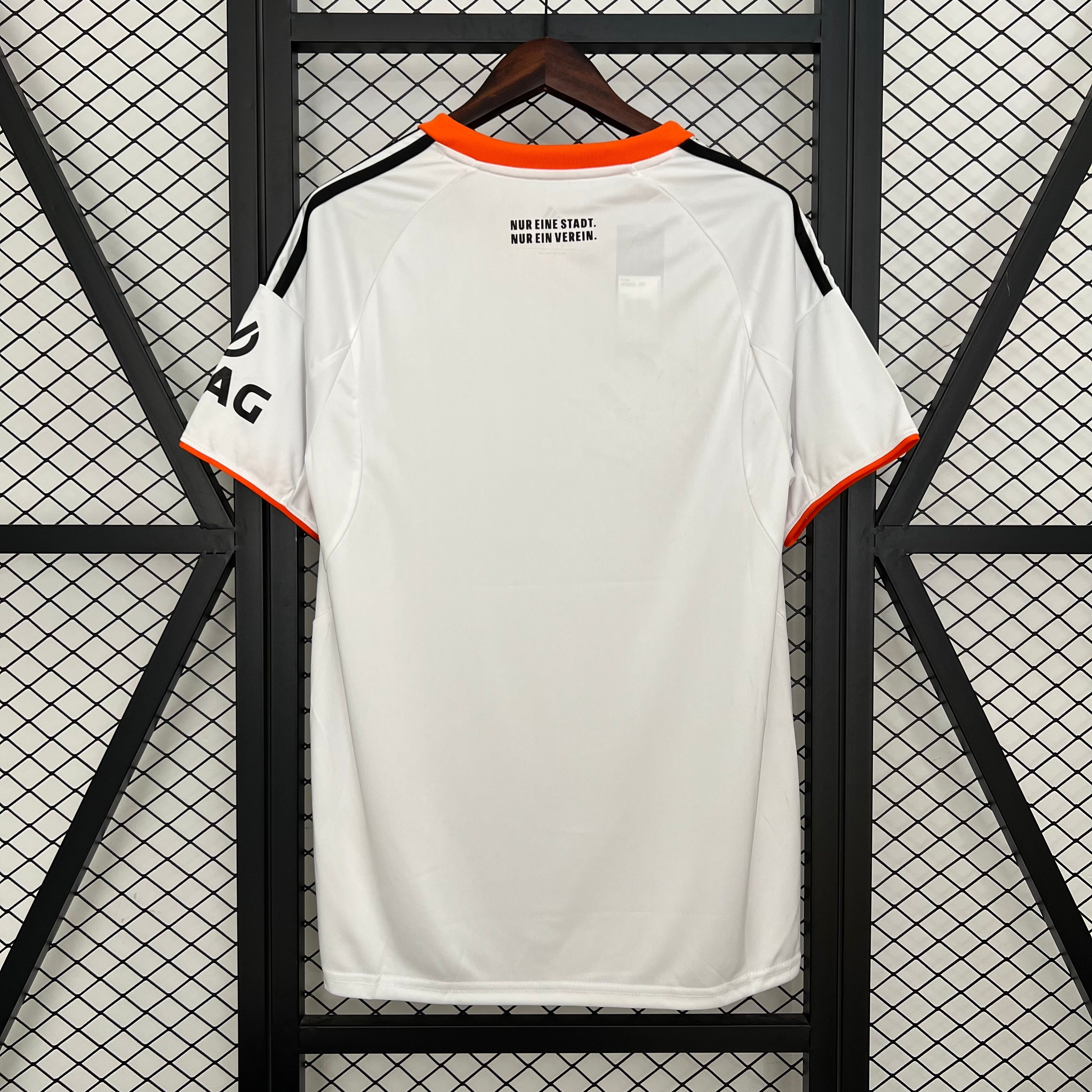 Frankfurt 2ª Equipación 2025-2026
