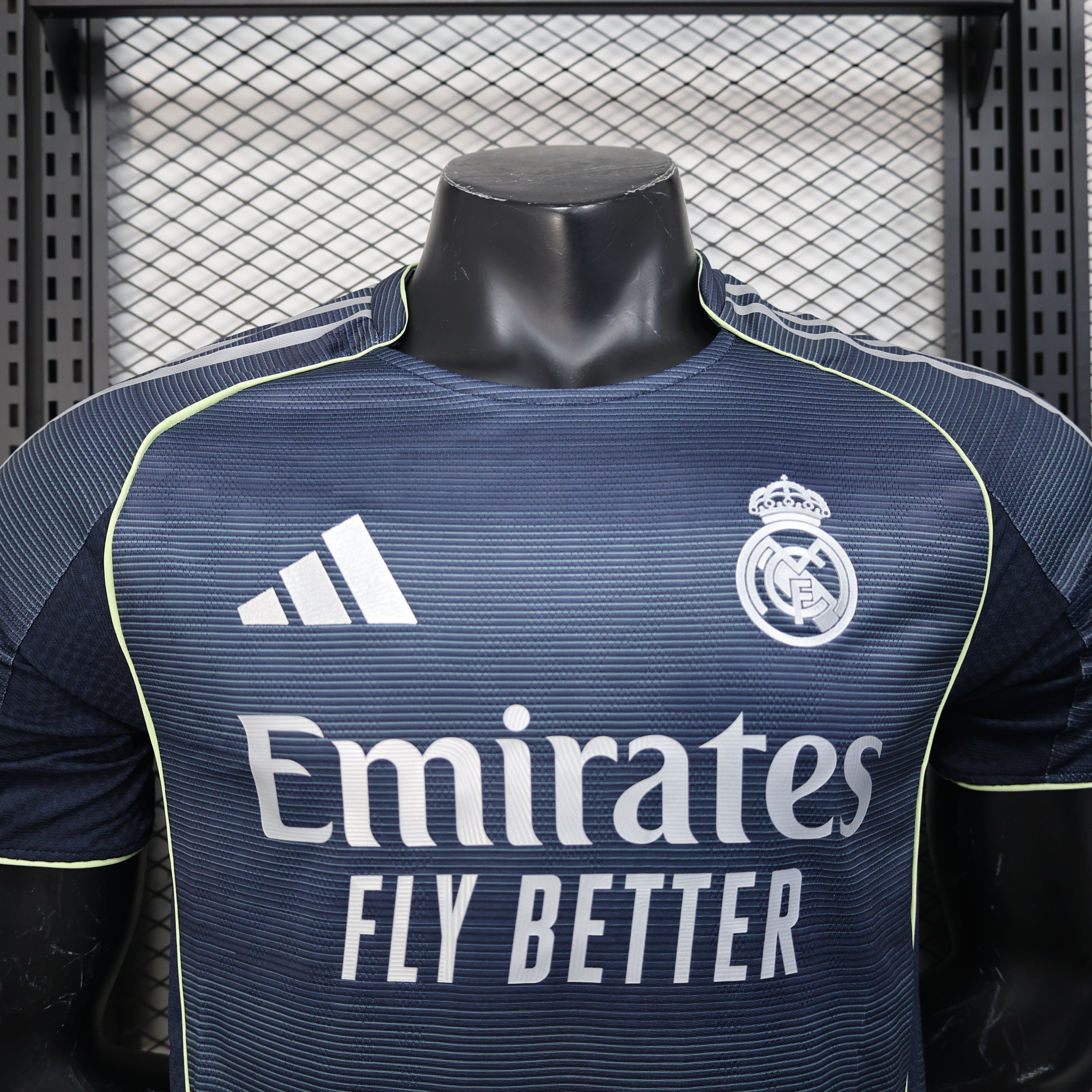 Real Madrid 2ª Equipación 2025-2026