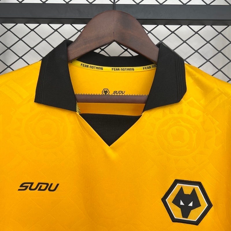 Wolverhampton 1ª Equipación 2025-2026