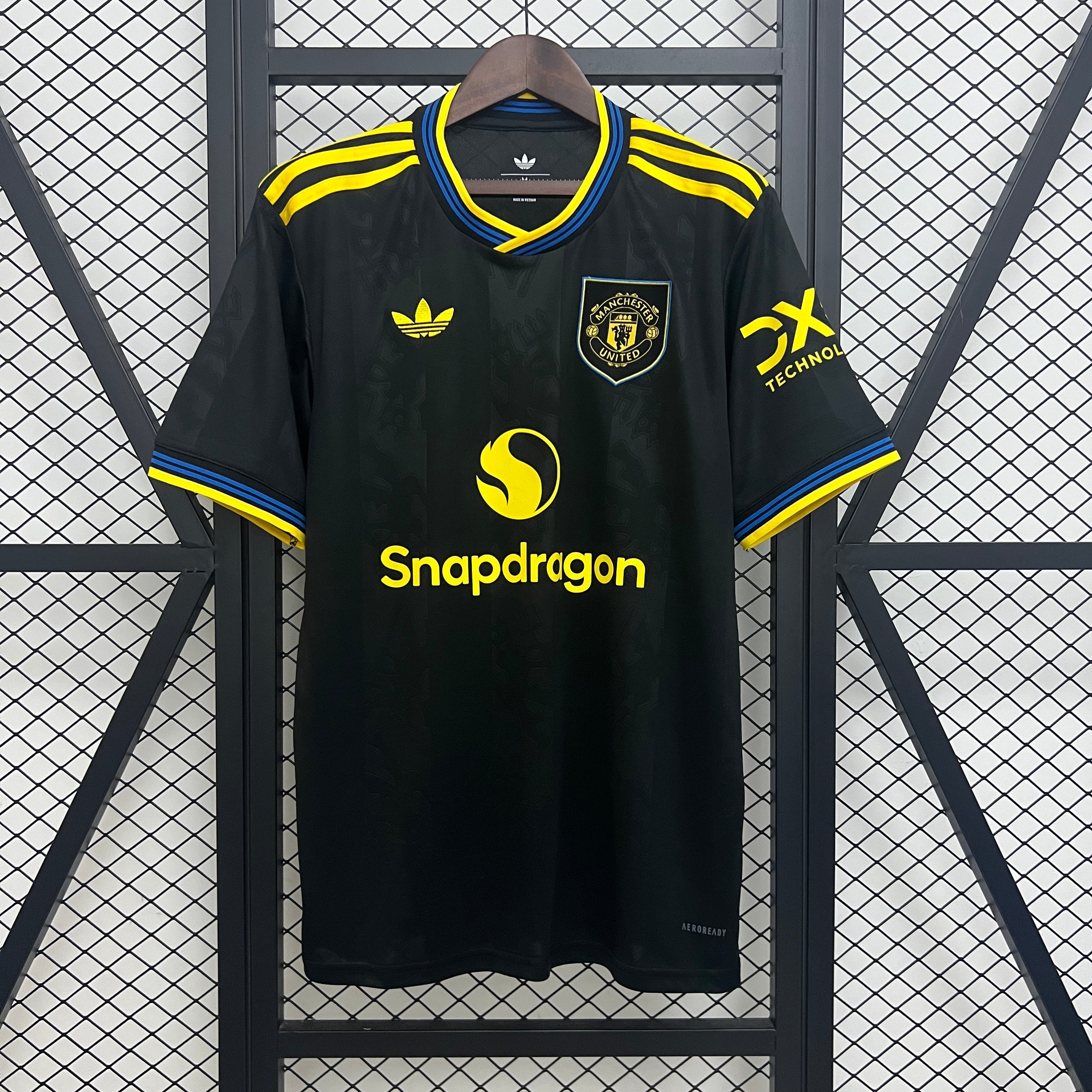 Manchester United 3ª Equipación 2025-2026